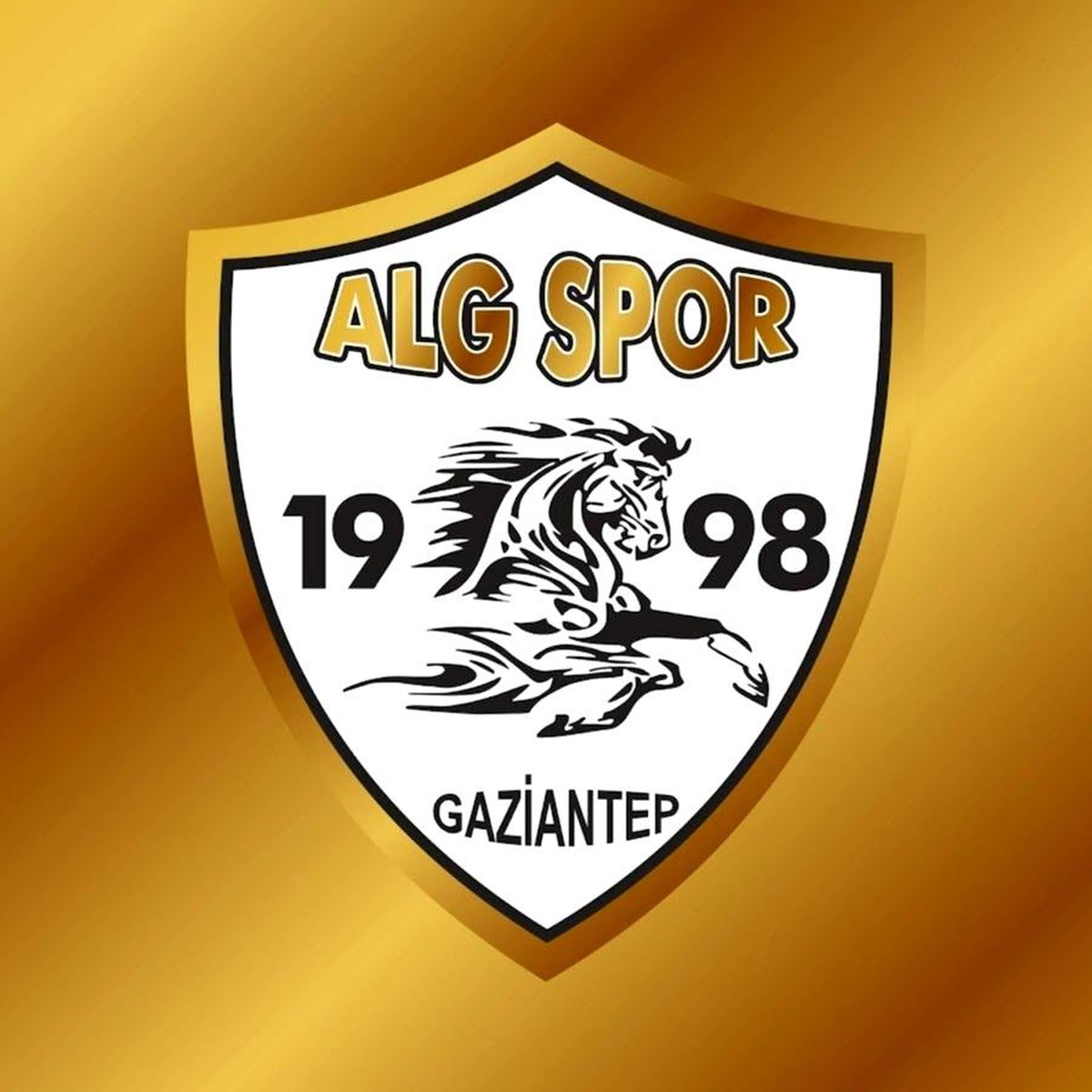 Gaziantep ALG Spor, Patricia Seteco\'ya yapılan \'erkek futbolcu\' iddialarına sert tepki gösterdi
