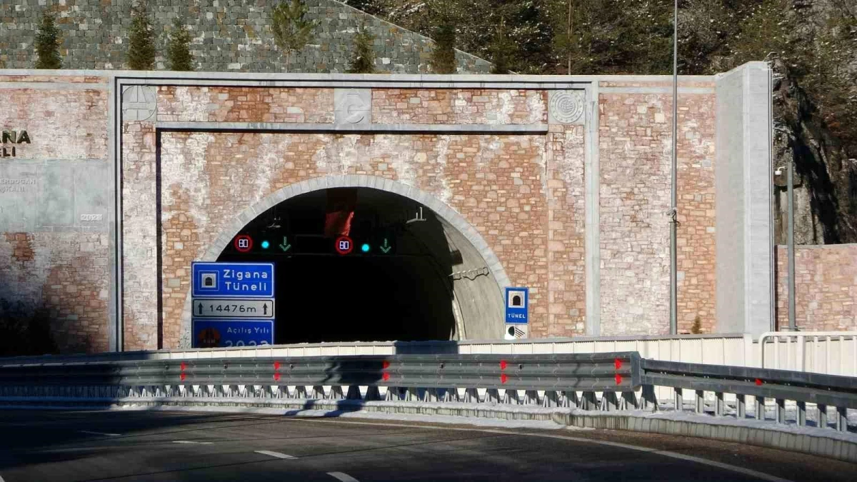 Yeni Zigana Tüneli\'nden 8,5 Ayda 2,5 Milyon Araç Geçti