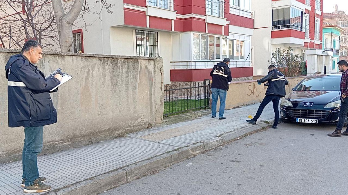 Çorum\'da Silahlı Kavga: 1 Kişi Ağır Yaralandı