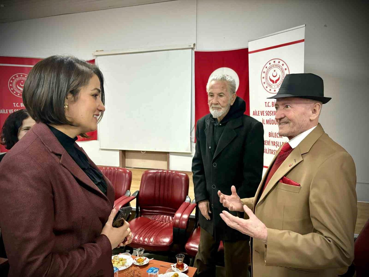 Bilecik Valisi Şefik Aygöl\'ün eşi Nazlı Aygöl, Yaşlı Bakım ve Rehabilitasyon Merkezi\'nde yaşlılar ile bir araya geldi