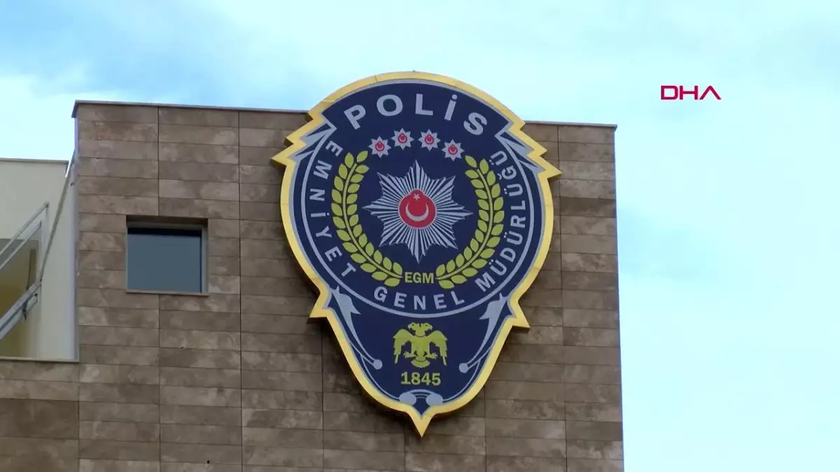 Trabzonsporlu İsrailli futbolcu Filistin\'e destek gösterisi yapınca gözaltına alındı