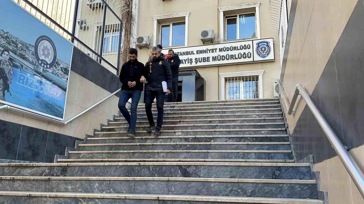 İstanbul\'da 4 ilçeden 4 otomobil çalan şüpheliler yakalandı