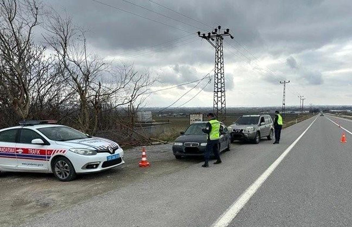 Eskişehir\'de Trafik Denetiminde 346 Sürücüye 692 Bin TL Cezai İşlem Uygulandı