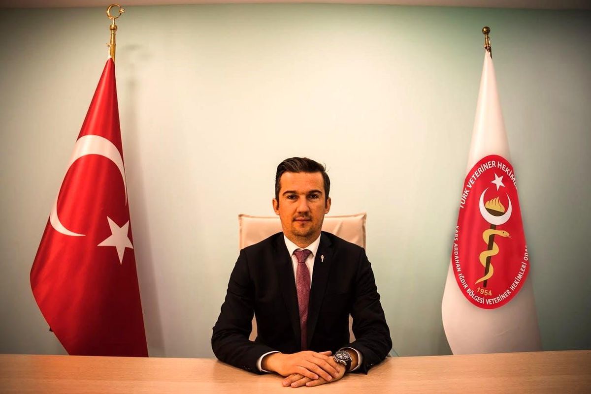 Kars, Ardahan, Iğdır Bölgesi Veteriner Hekimleri Odası Başkanı Sahipsiz Hayvanlar Sorununa Çözüm Çağrısı Yaptı