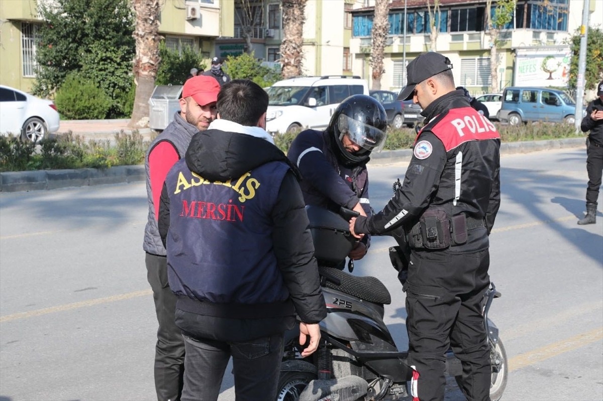 Mersin\'de 24 motosiklet ve elektrikli bisiklete el konuldu