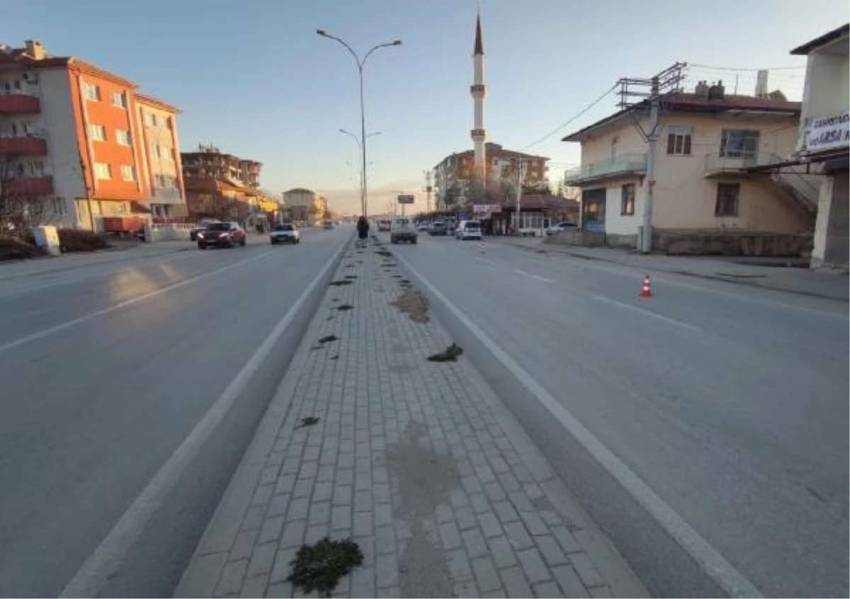 Konya\'da Otomobilin Çarptığı Lise Öğrencisi Hayatını Kaybetti