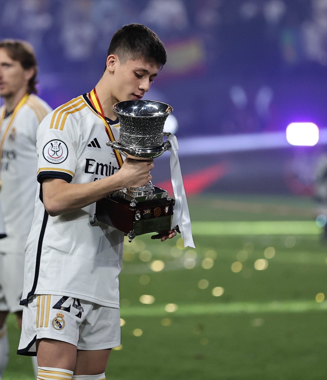 Real Madrid'in yıldızı Rudiger, tarihi zafer sonrası Arda Güler'in lakabını açıkladı