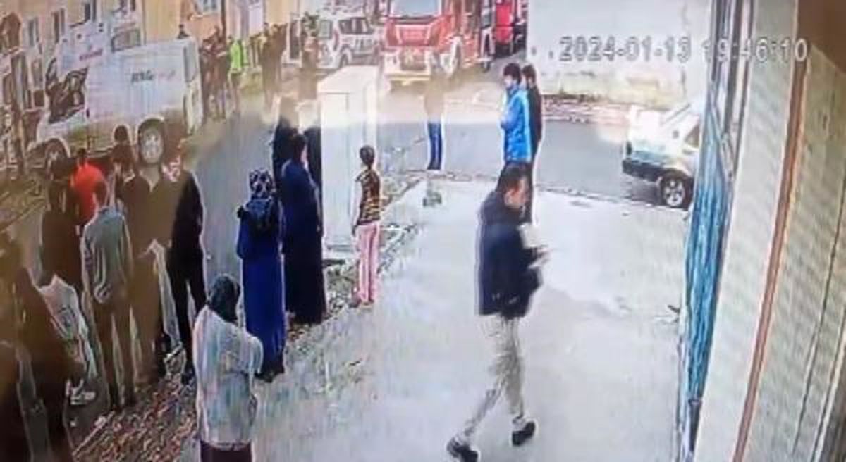 Sivas'ta kargo minibüsü otomobile çarptı: 5 yaralı