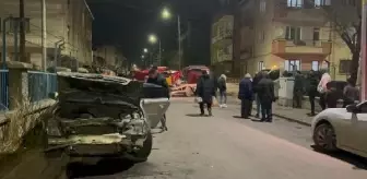 Sivas'ta Otomobillerin Çarpıştığı Kazada 5 Kişi Yaralandı