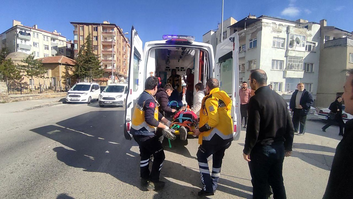 Niğde\'de araç çarpması sonucu çocuk yaralandı