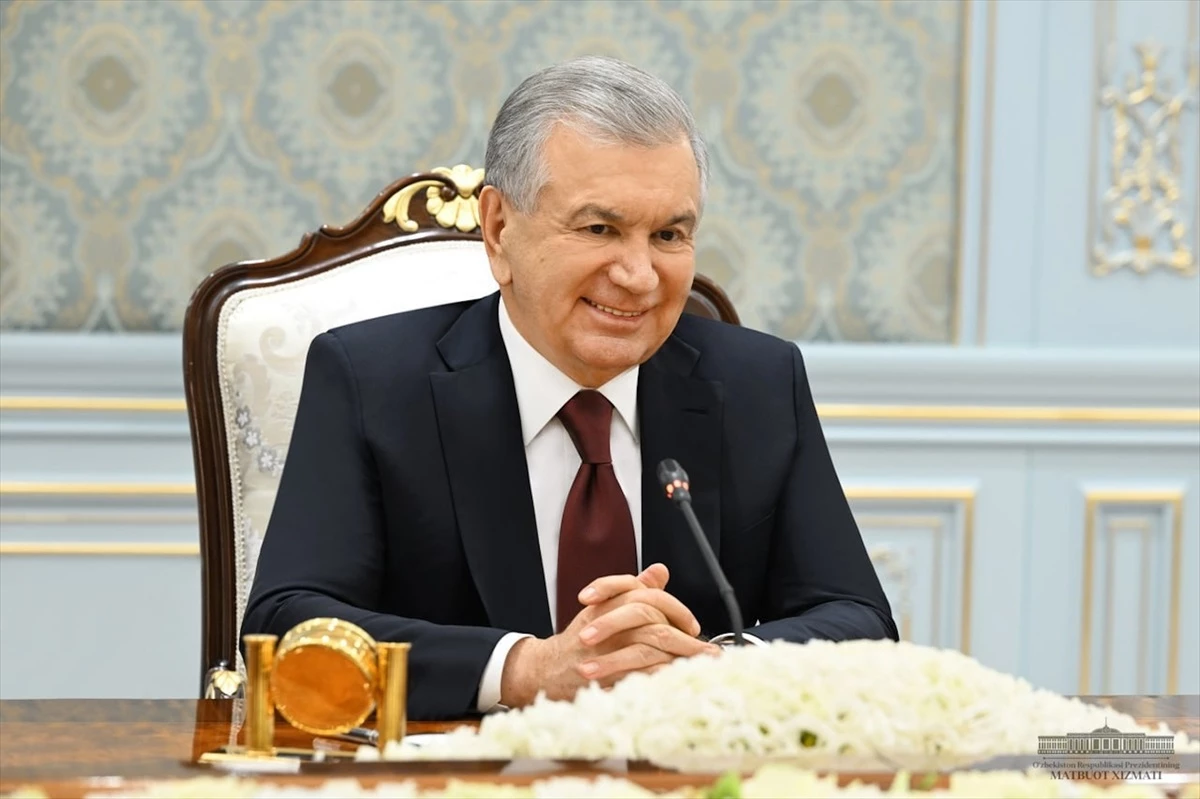 AB Komisyonu Başkan Yardımcısı Schinas, Özbekistan\'da temaslarda bulundu