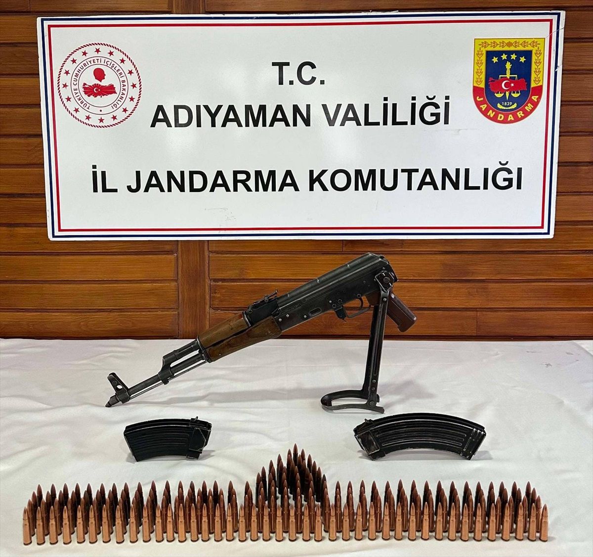 Adıyaman\'da Uzun Namlulu Silah Ele Geçirildi, 1 Şüpheli Gözaltına Alındı