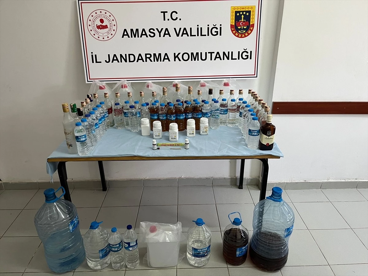 Amasya\'da 105 Litre Sahte İçki Ele Geçirildi, 2 Kişi Gözaltına Alındı