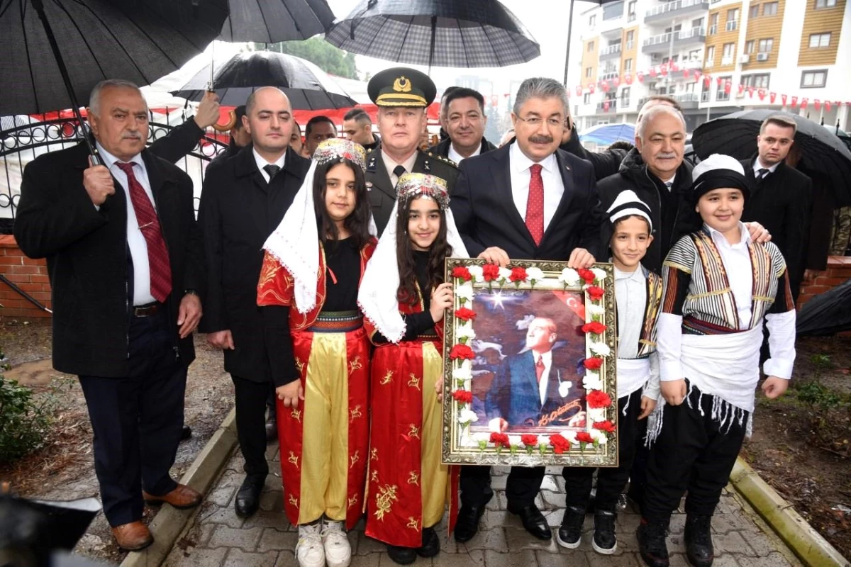 Osmaniye\'de Gazi Mustafa Kemal Atatürk\'ün kente gelişinin 99\'uncu yıl dönümü kutlandı