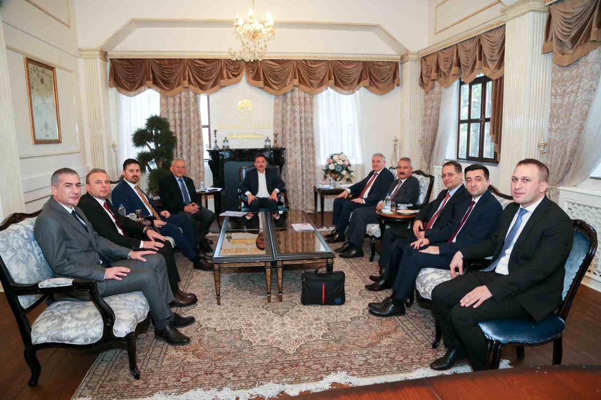 Kayseri Büyükşehir Belediye Başkanı Tarım Yatırımları Değerlendirme Toplantısına Katıldı