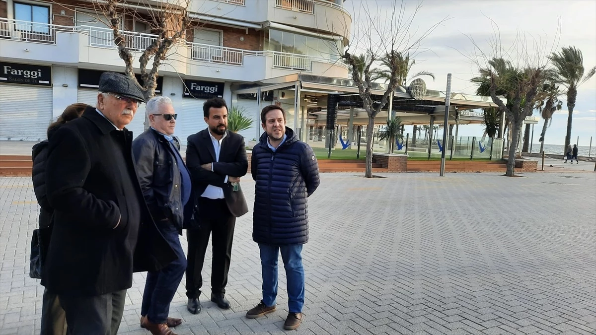 Çanakkale Belediye Başkanı Ülgür Gökhan, İspanya\'nın Salou kentini ziyaret etti