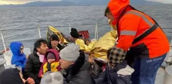 Yunan unsurları tarafından geri itilen 56 kaçak göçmen kurtarıldı