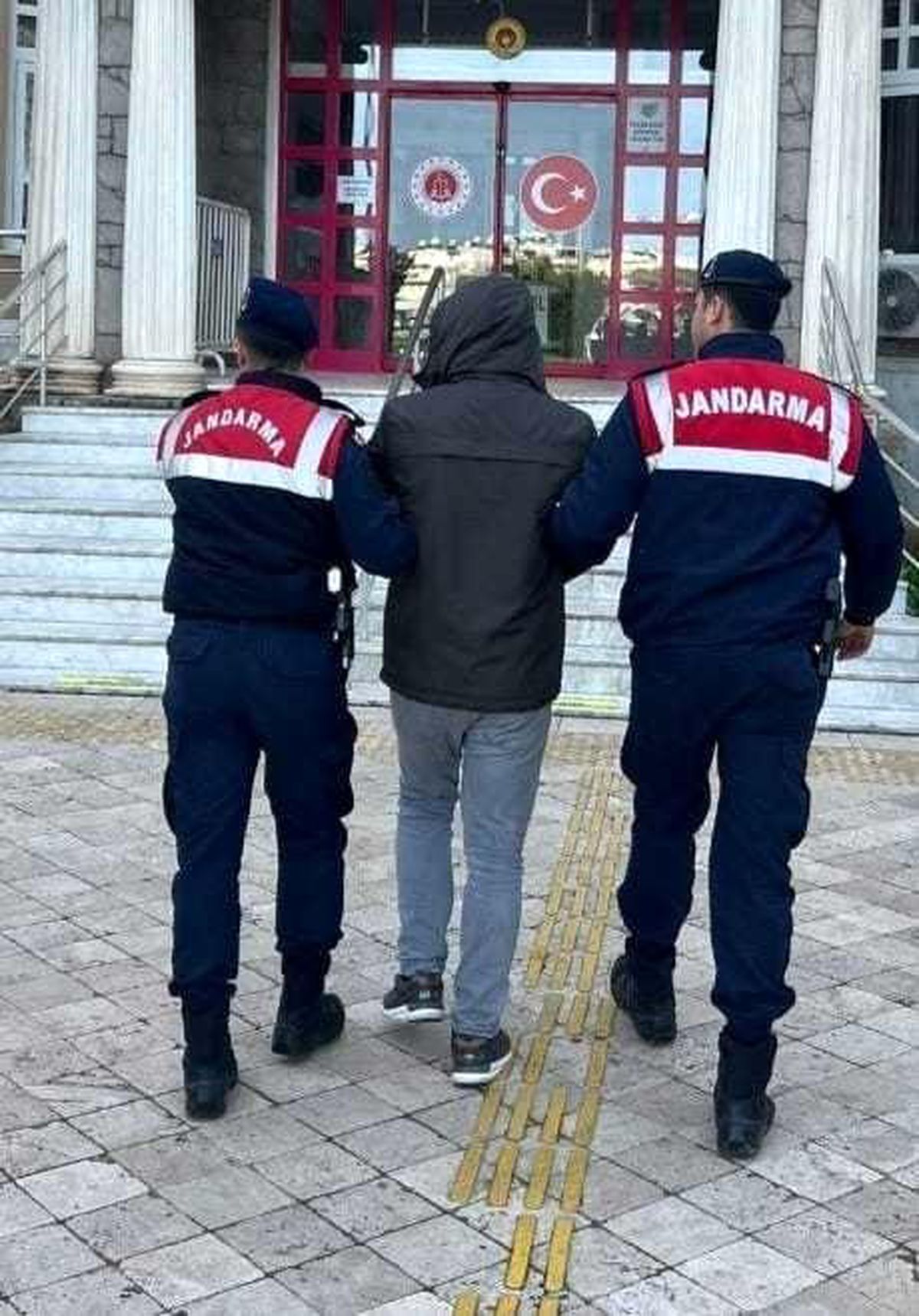 Çankırı\'da jandarma ekipleri 87 şüpheliyi gözaltına aldı