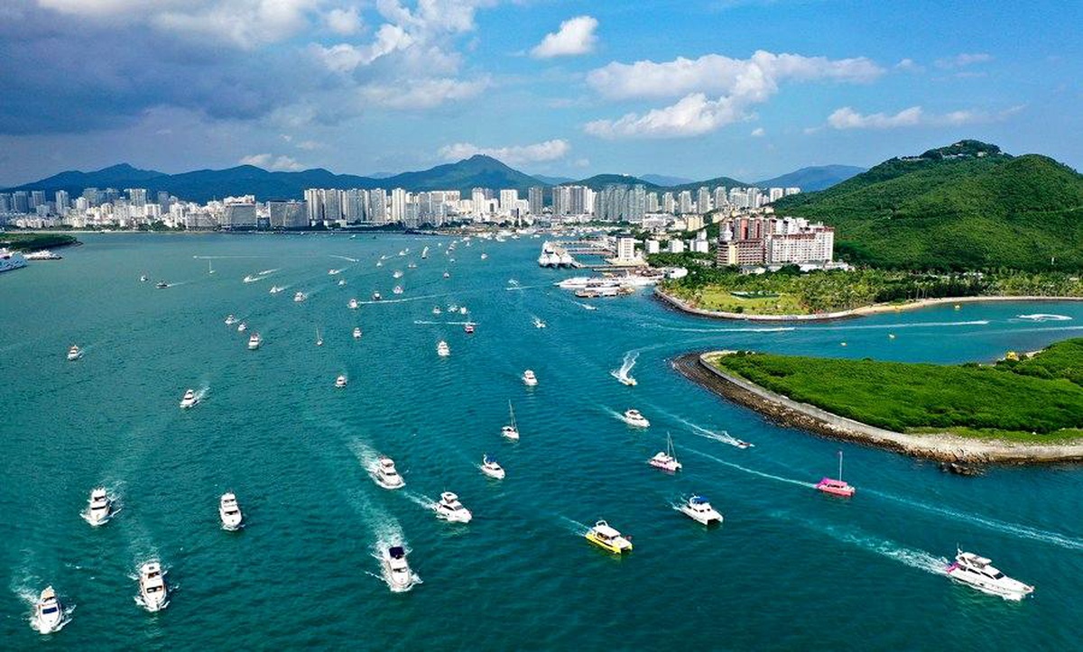 Hainan, 2023\'te turist sayısını neredeyse ikiye katladı