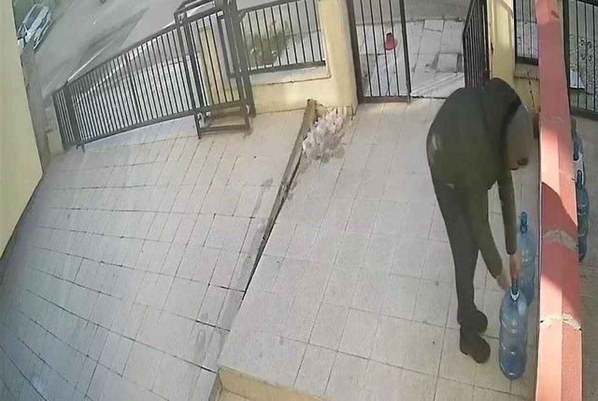 Eskişehir\'de Damacanaya Asılı Su Parası Çalındı