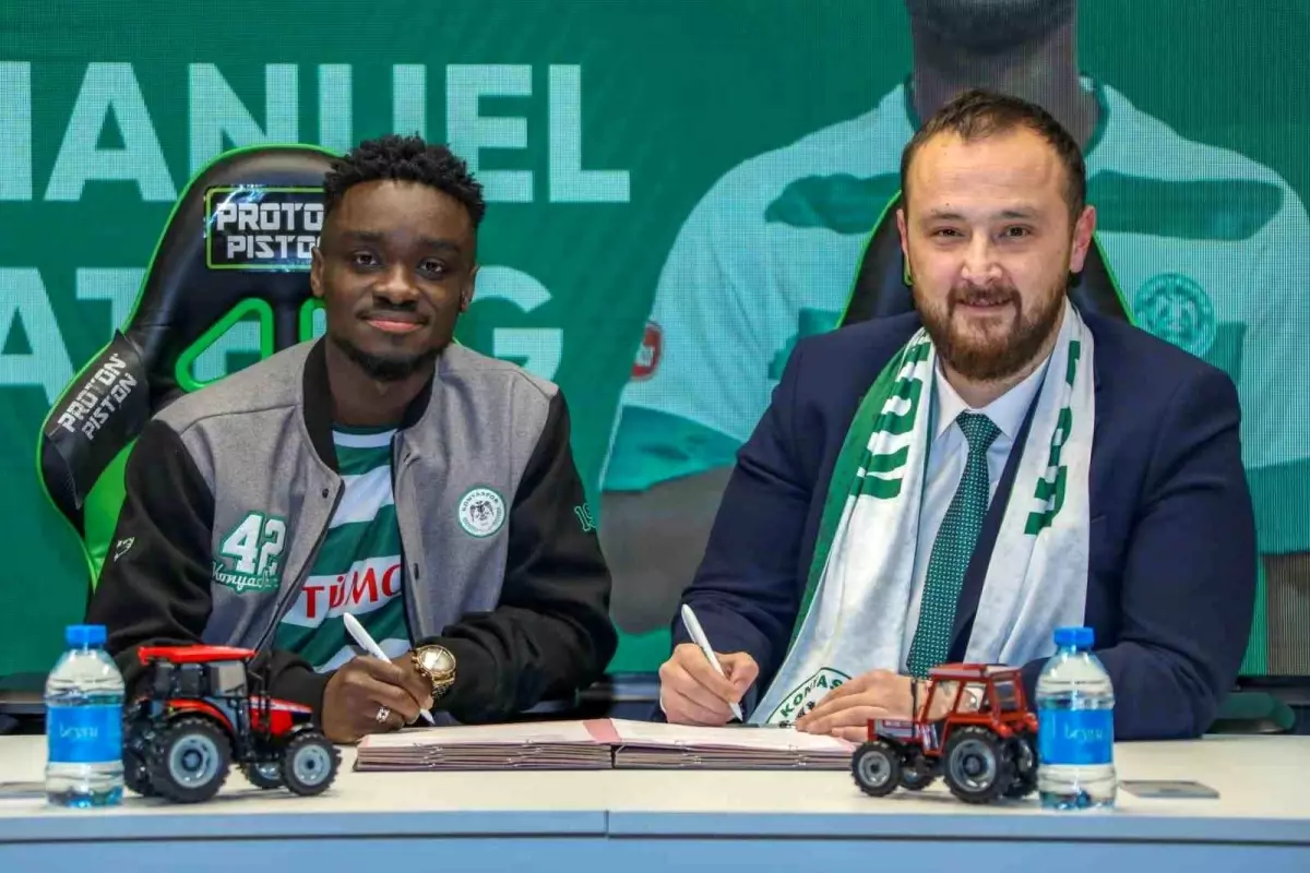 Konyaspor, Emmanuel Boateng ile sözleşme imzaladı