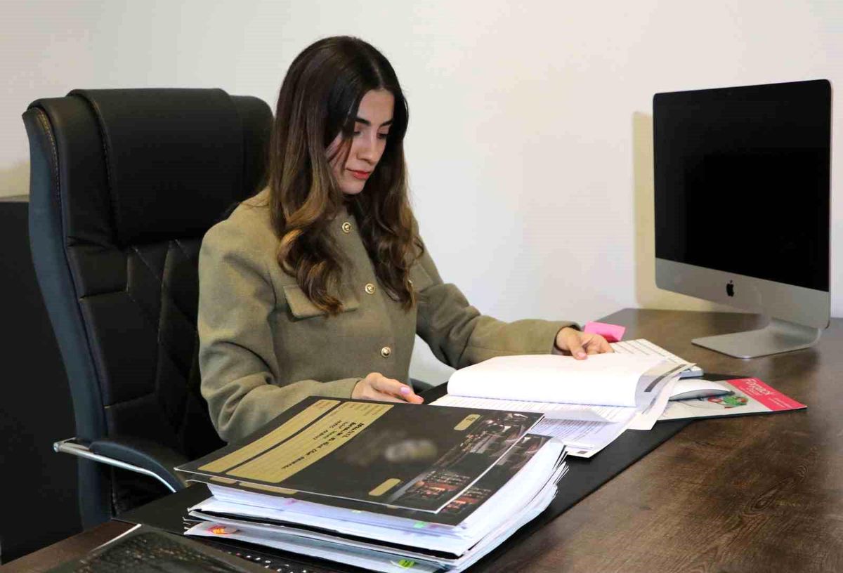 Adana\'da stajyer avukat sözlü saldırıya uğradı, şikayetçi oldu