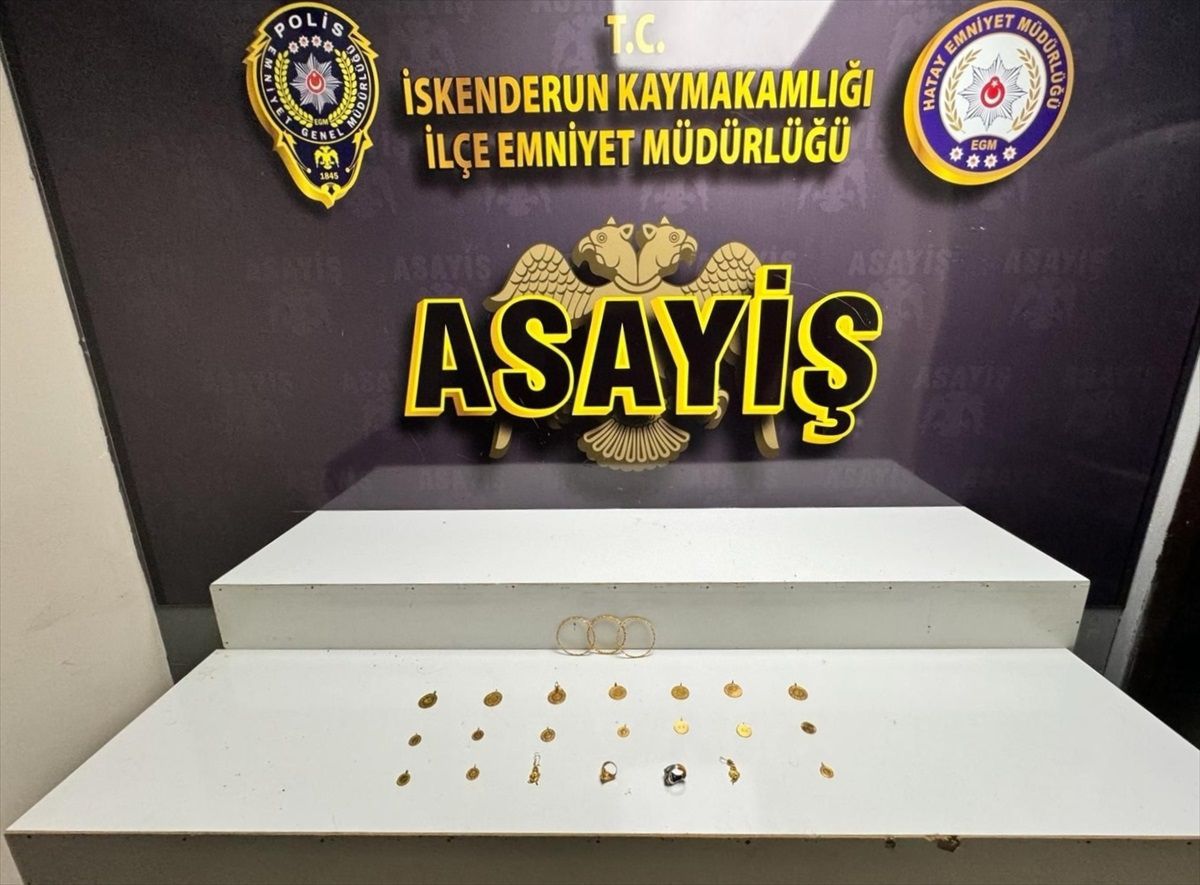 Hatay\'da Evden Ziynet Eşyası ve Kooperatiften Eşya Çalan Şüpheliler Tutuklandı