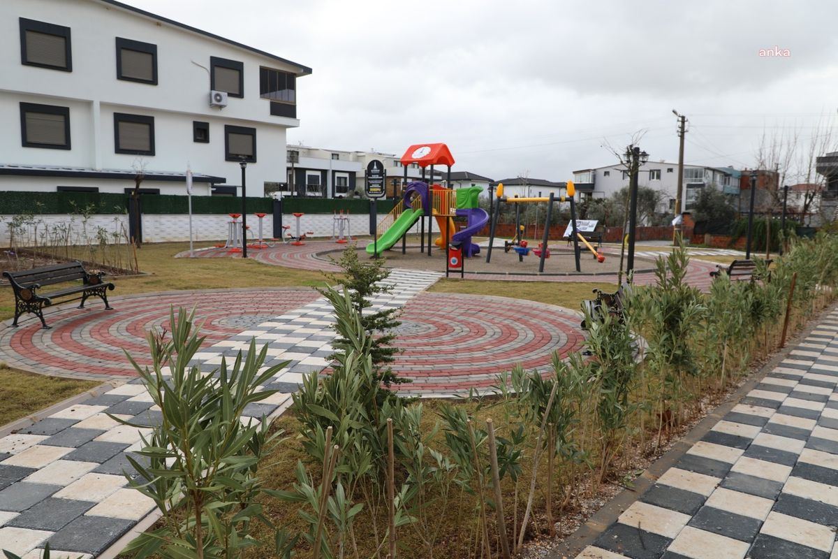 Menderes Belediyesi Gölcükler Mahallesi\'ne Yeni Park Kazandırdı