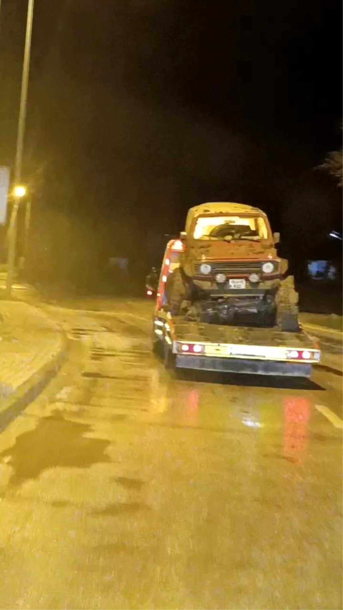 Bursa\'da Off-Road Yapan Sürücü, Lastiği Kopmasına Rağmen Kilometrelerce Yol Aldı