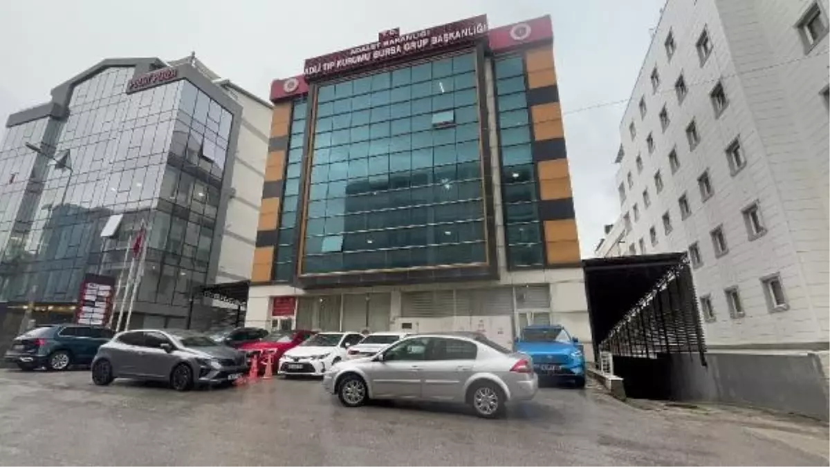 Bursa'da tartıştığı erkek arkadaşı yüzünden hayatını kaybeden genç kadının cenazesi ailesine teslim edilecek