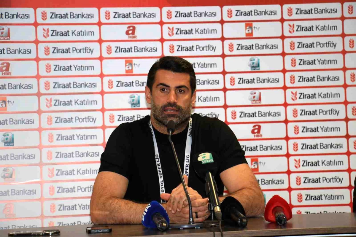 Hatayspor Teknik Direktörü Volkan Demirel: \'Güzel bir maç oldu bizim adımıza\'