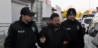 Adana'da yapılan baskında 6 silah ve 2 bin 423 uyuşturucu hap ele geçirildi