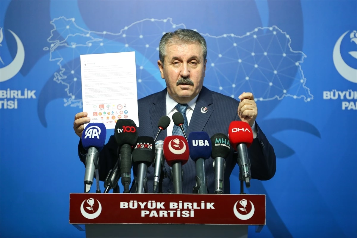 BBP Genel Başkanı Mustafa Destici, Cumhur İttifakı\'yla işbirliği yapacaklarını açıkladı