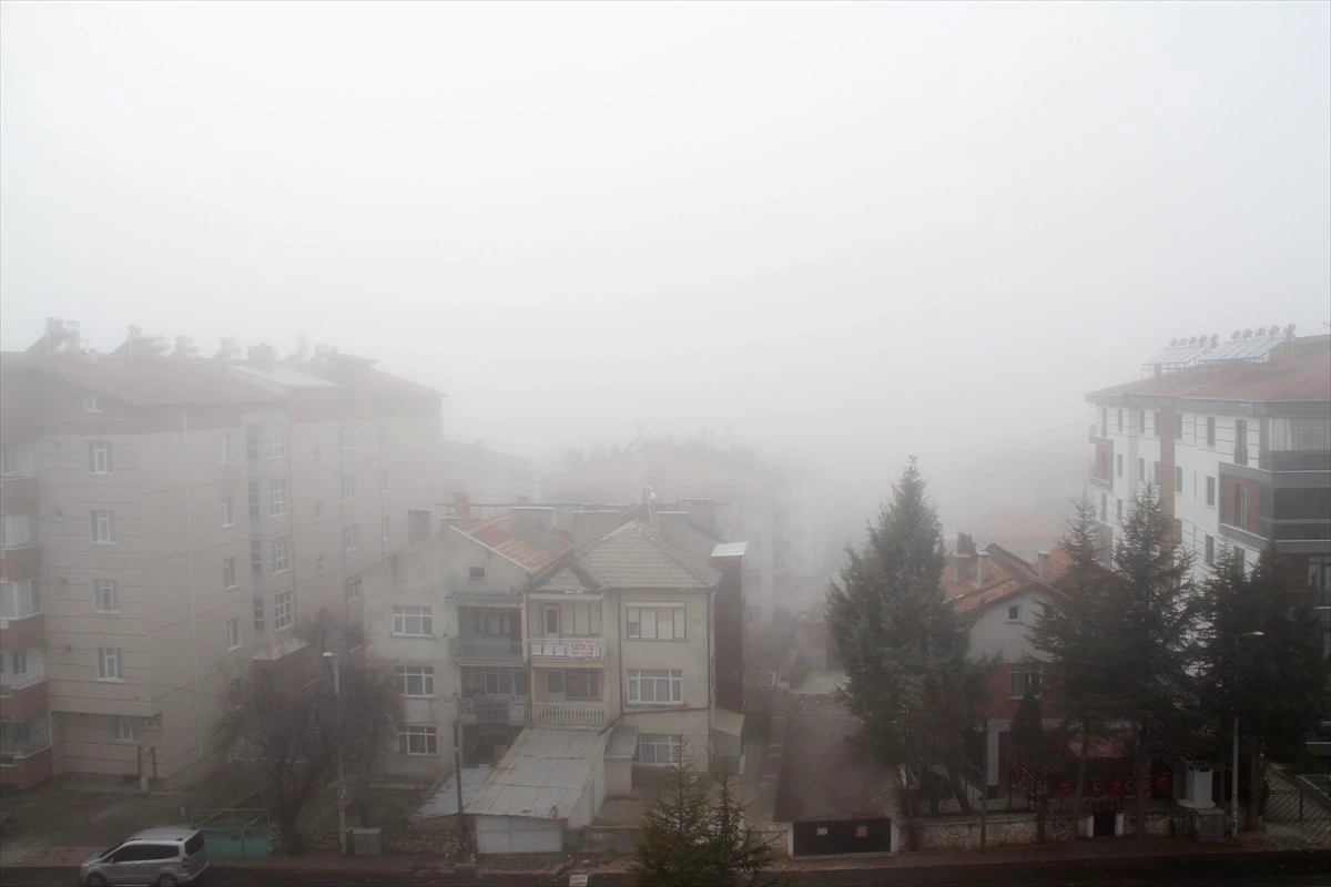 Beyşehir\'de sis nedeniyle ulaşımda aksaklık yaşanıyor