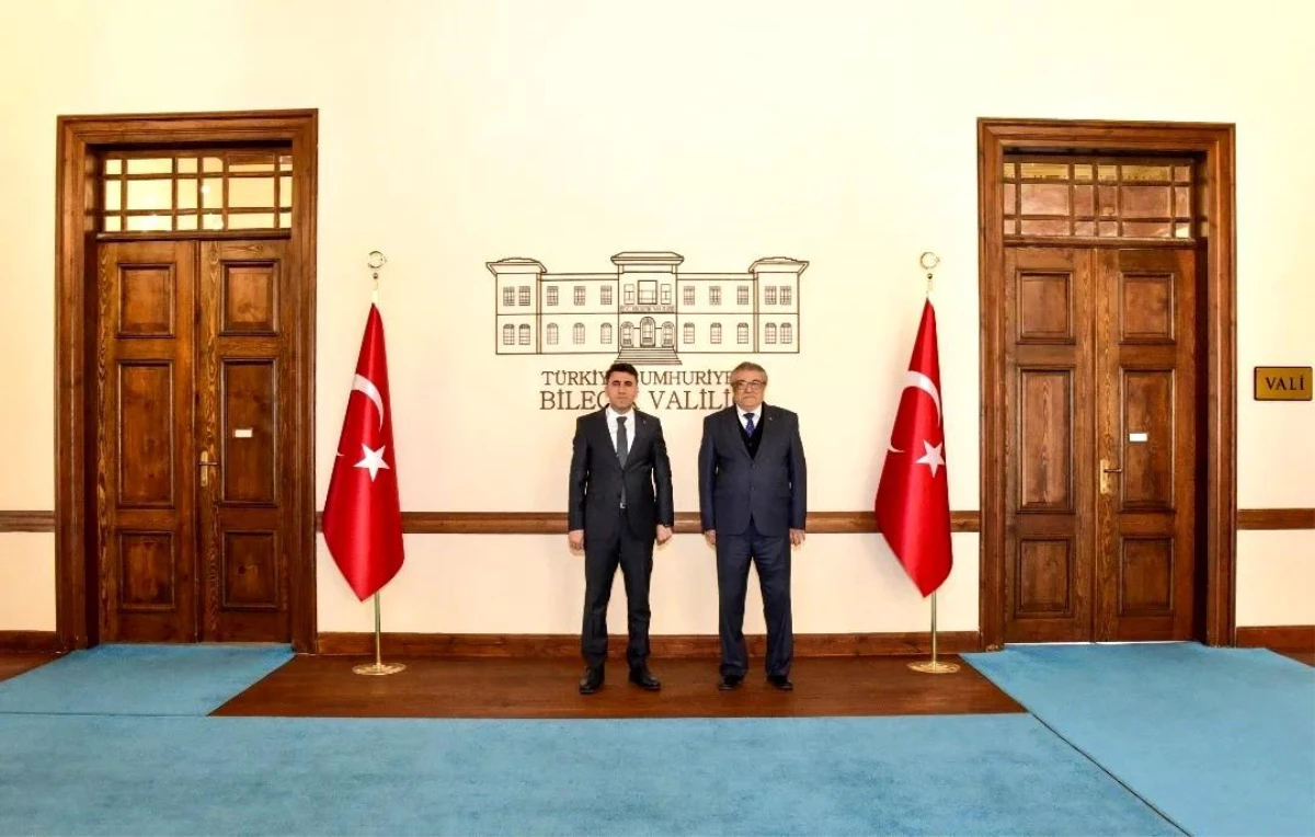 Bilecik Belediye Başkanı Mustafa Sadık Kaya, Vali Şefik Aygöl ile bir araya geldi
