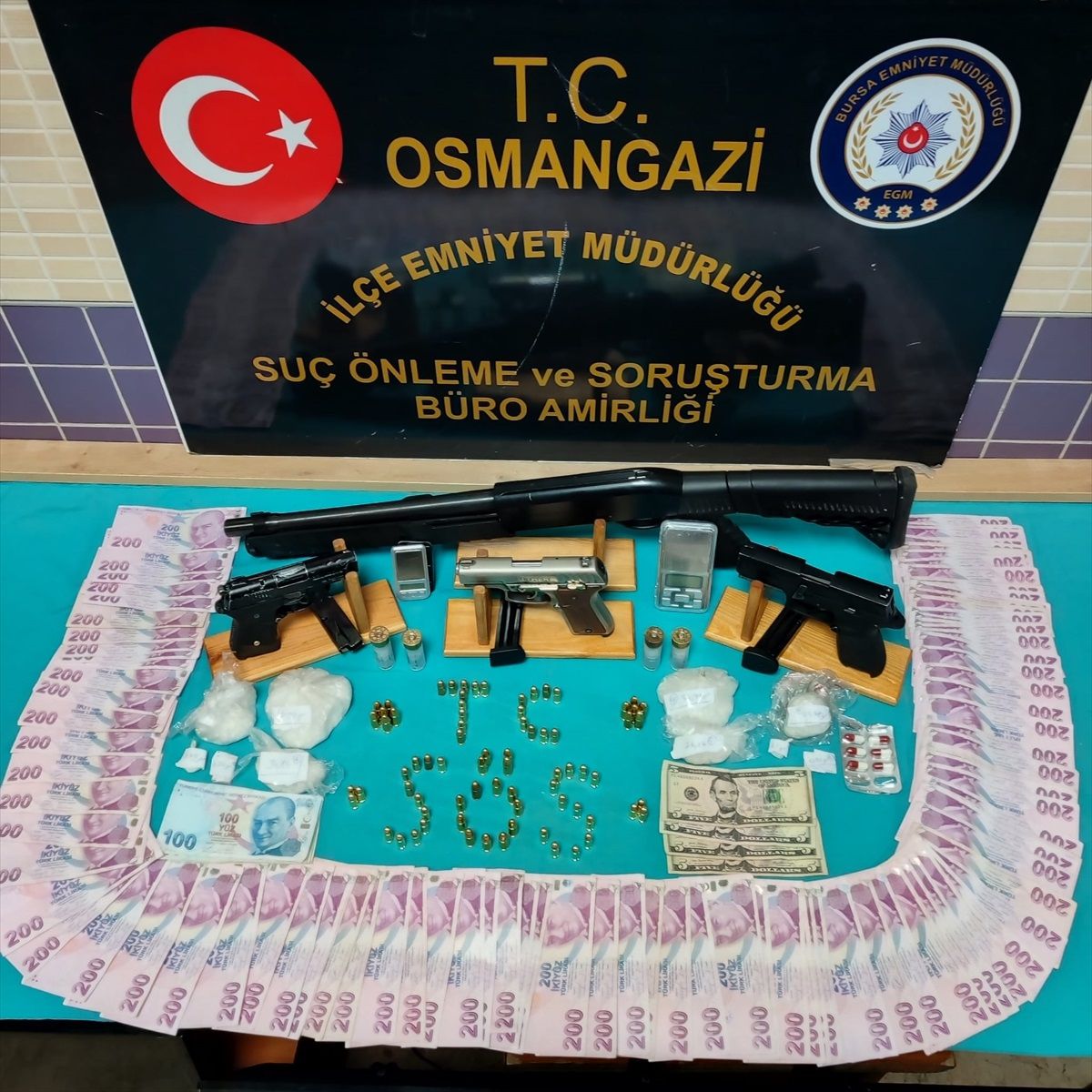 Bursa\'da uyuşturucu operasyonu: 11 kişi gözaltına alındı