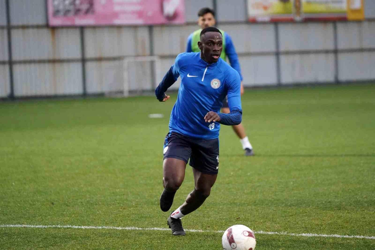 Çaykur Rizespor, Corendon Alanyaspor maçı hazırlıklarına başladı