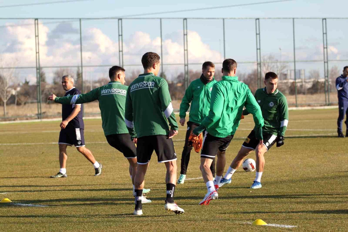 Konyaspor Teknik Direktörü Omerovic: Zor günleri aşarız