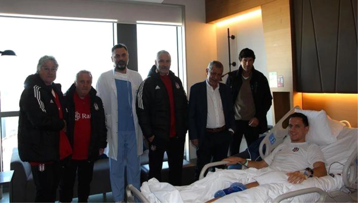 Beşiktaş Teknik Direktörü Fernando Santos, Amir Hadziahmetovic\'i ziyaret etti