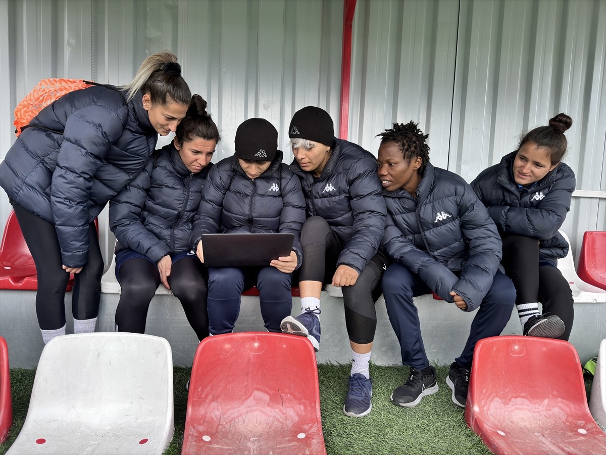 Hakkarigücüspor, 2023\'e damga vuran olaylara ait fotoğraflara oy verdi