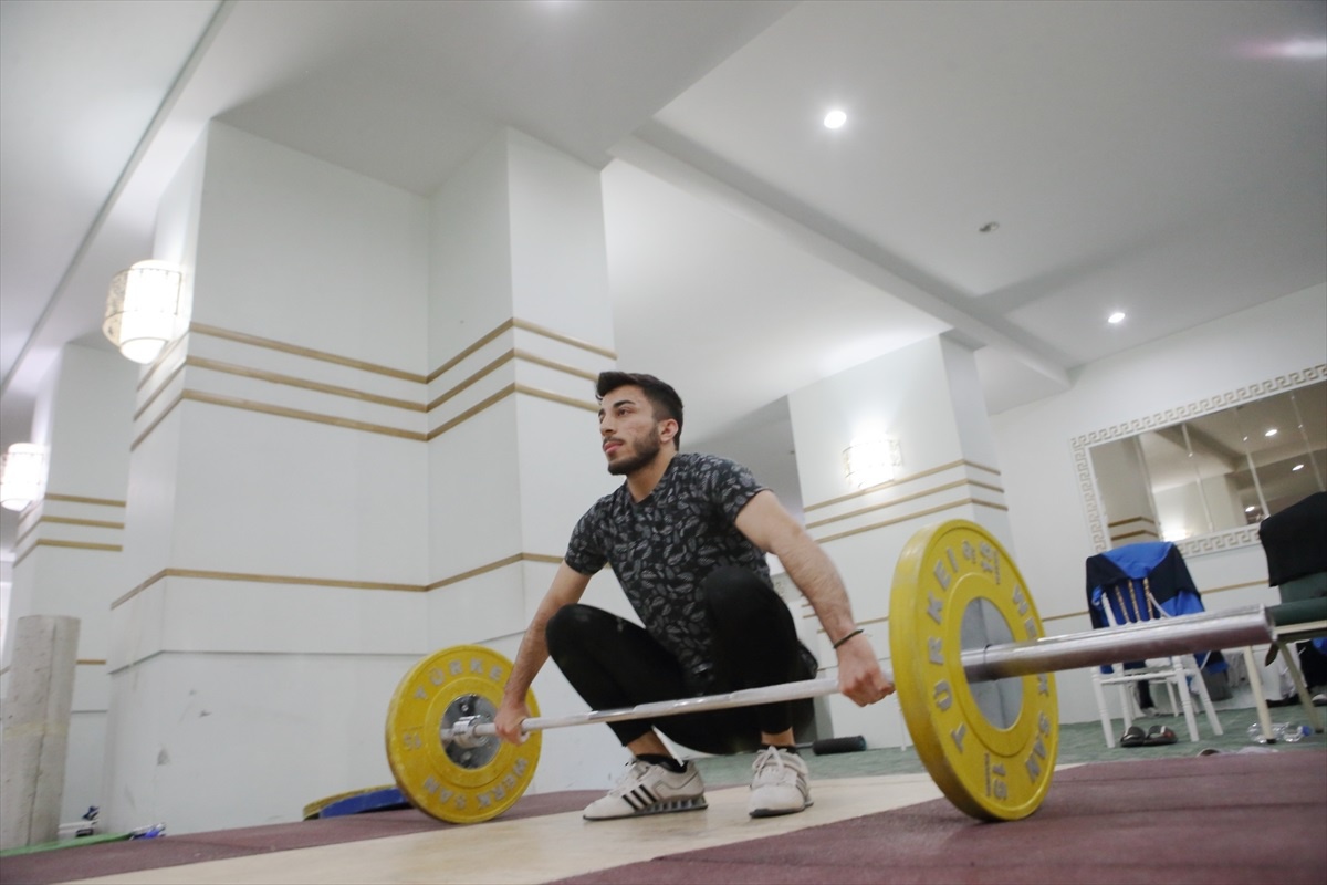 Halter Milli Takımı Avrupa Şampiyonası\'na hazırlanıyor