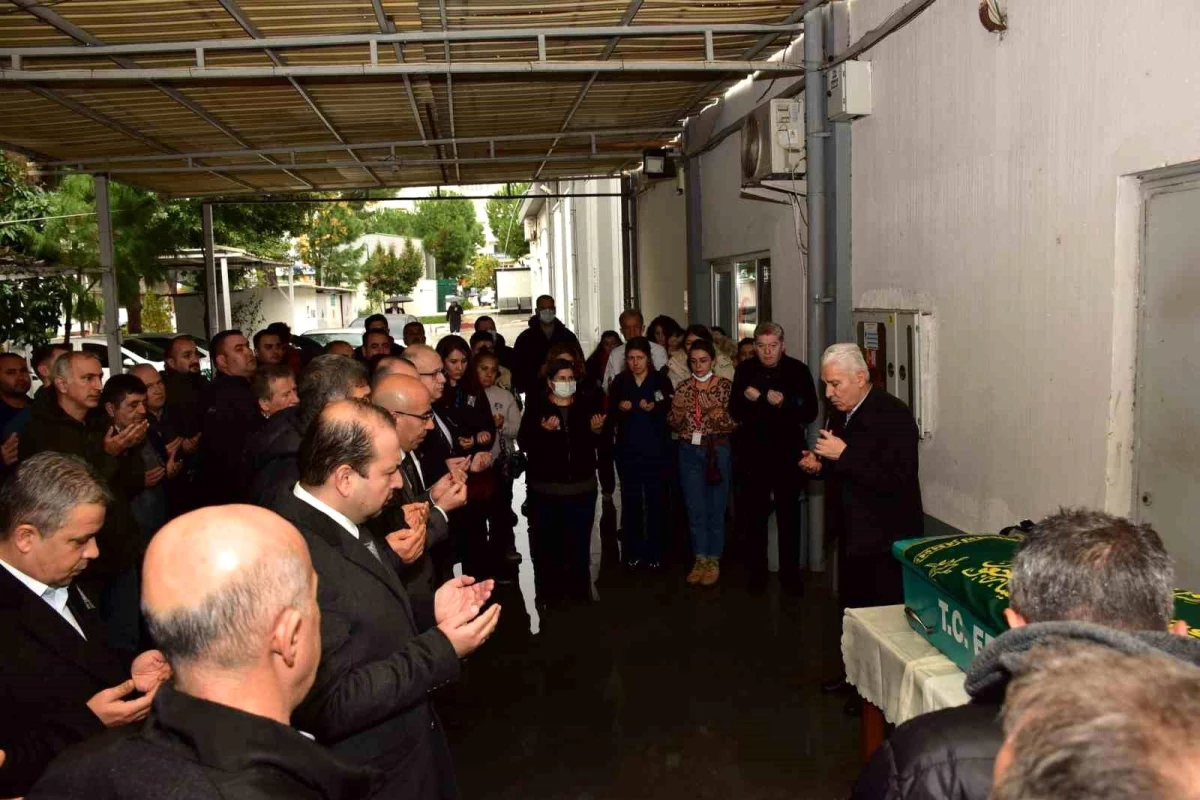 Atatürk Devlet Hastanesi personeli Yüksel Arslan için tören düzenlendi