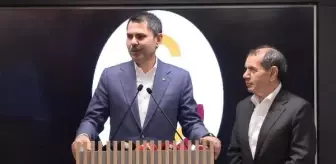 AK Parti İstanbul Büyükşehir Belediye Başkan Adayı Murat Kurum, Galatasaray'ı ziyaret etti