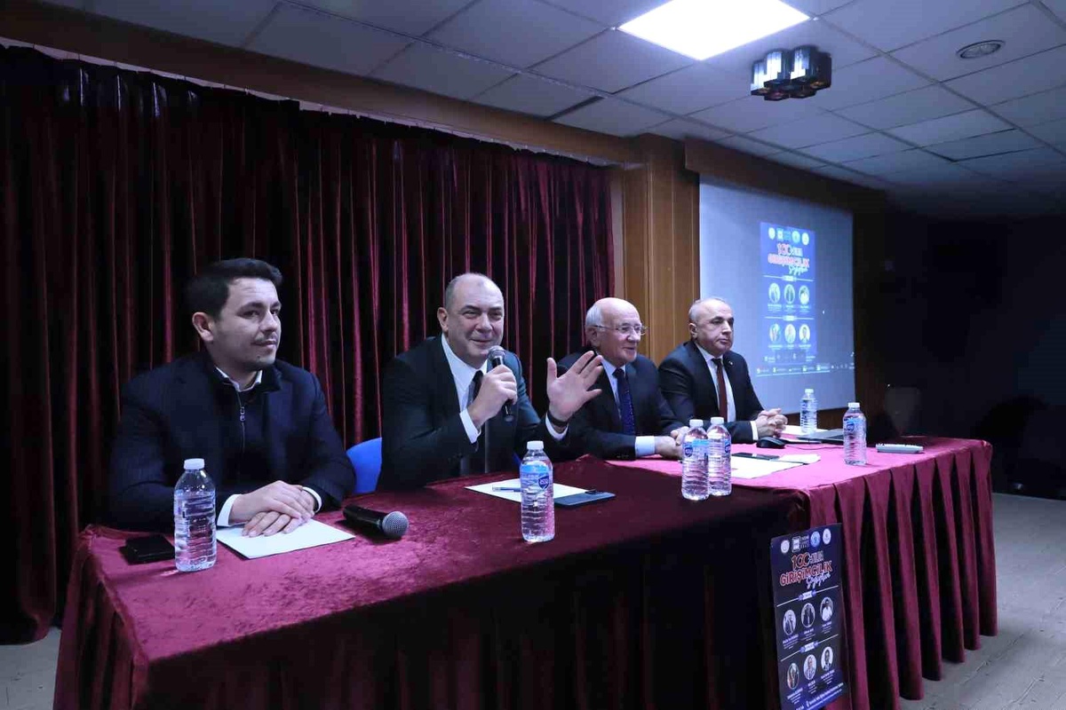 Eskişehir Sanayi Odası Başkanı Liseli Gençlerle Buluştu