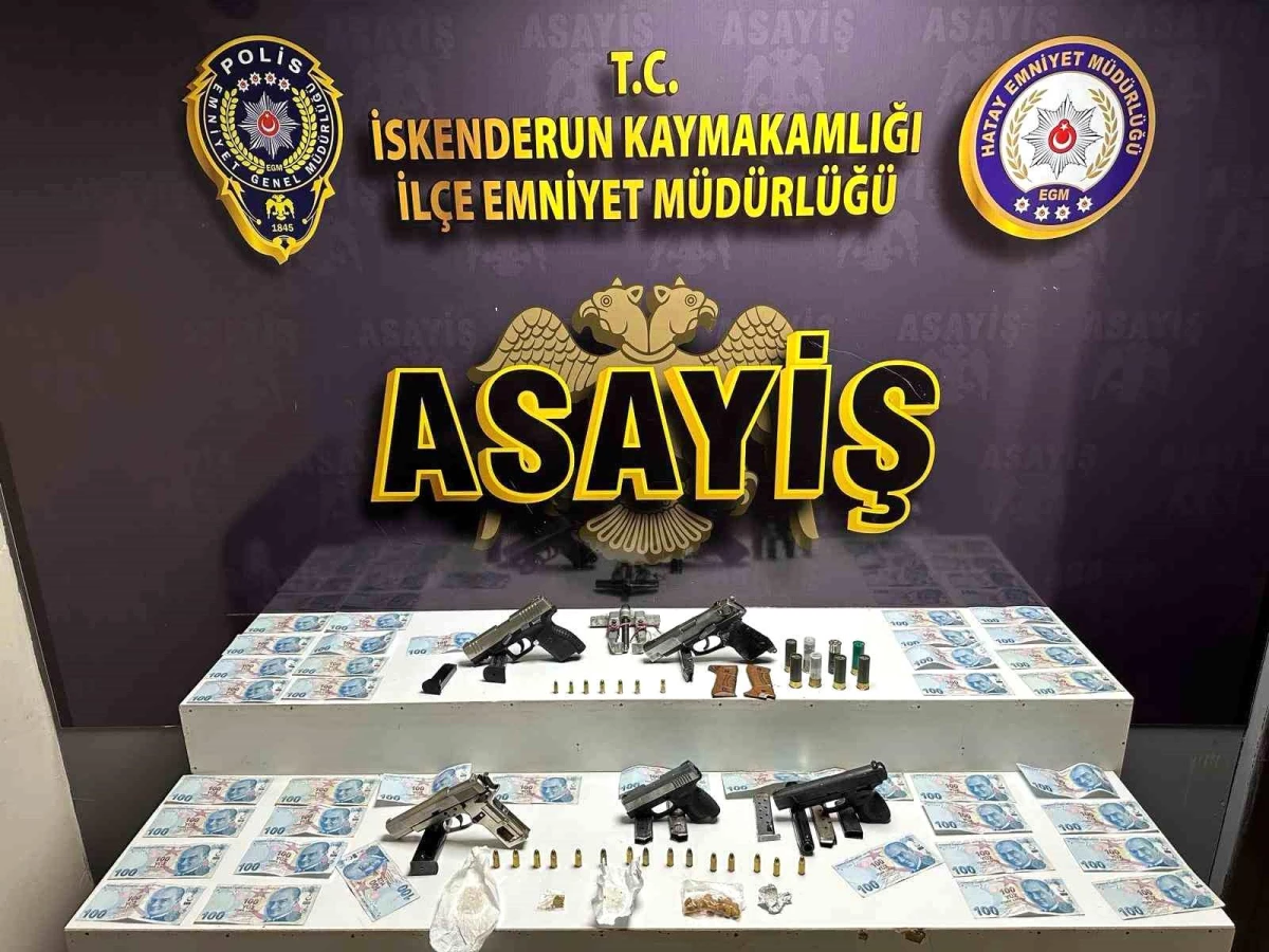 Hatay\'ın İskenderun ilçesinde uyuşturucu ve silah ticareti yapan 2 şahıs tutuklandı