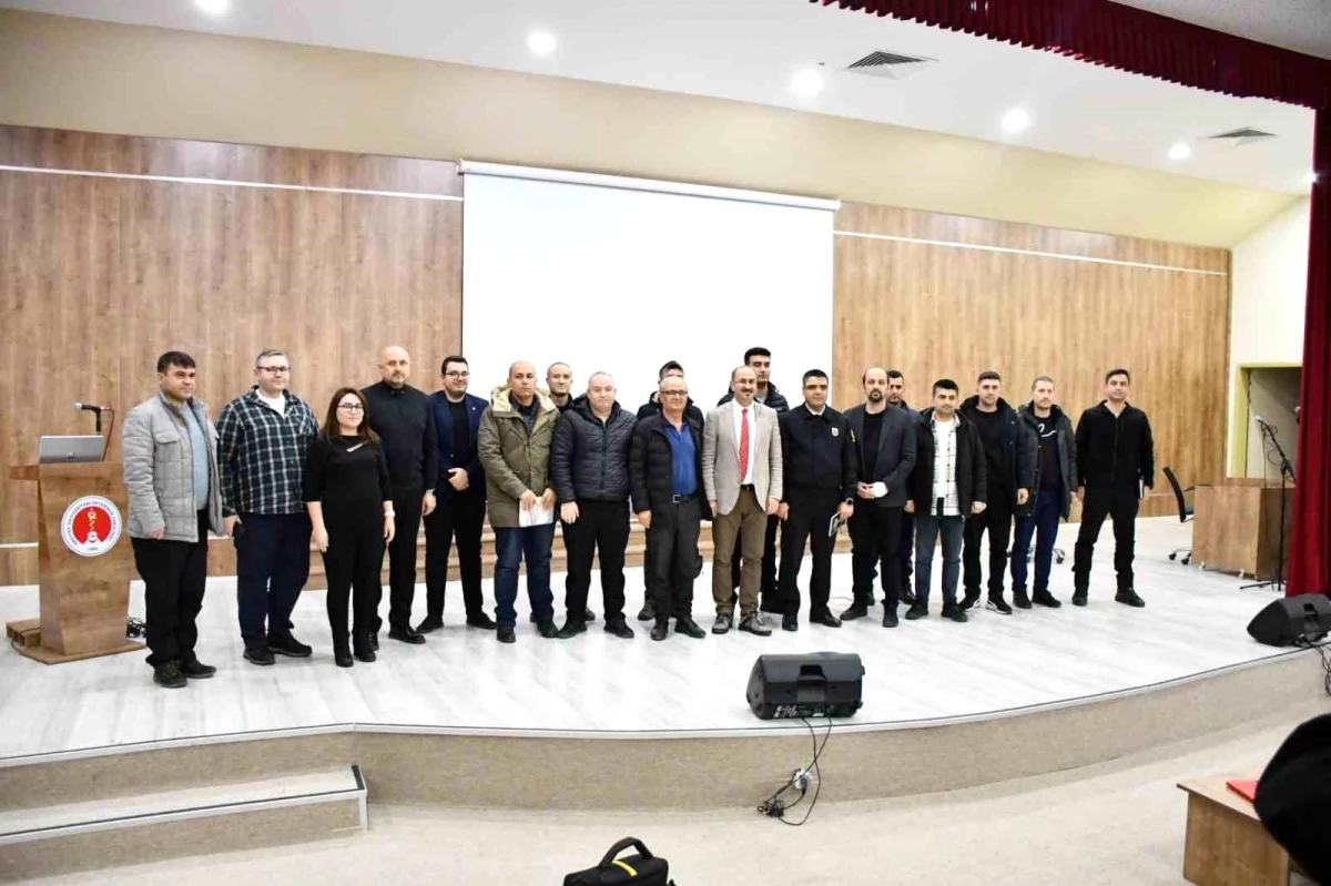 Kayseri İl Jandarma Komutanlığı ve ERÜ Veteriner Fakültesi\'nden adli veterinerlik eğitimi