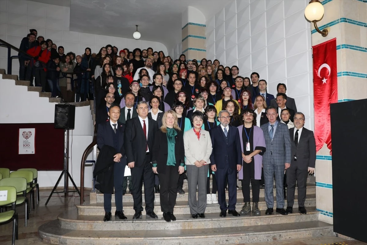 Japonya Dışişleri Bakanı Ankara Üniversitesi\'ni ziyaret etti