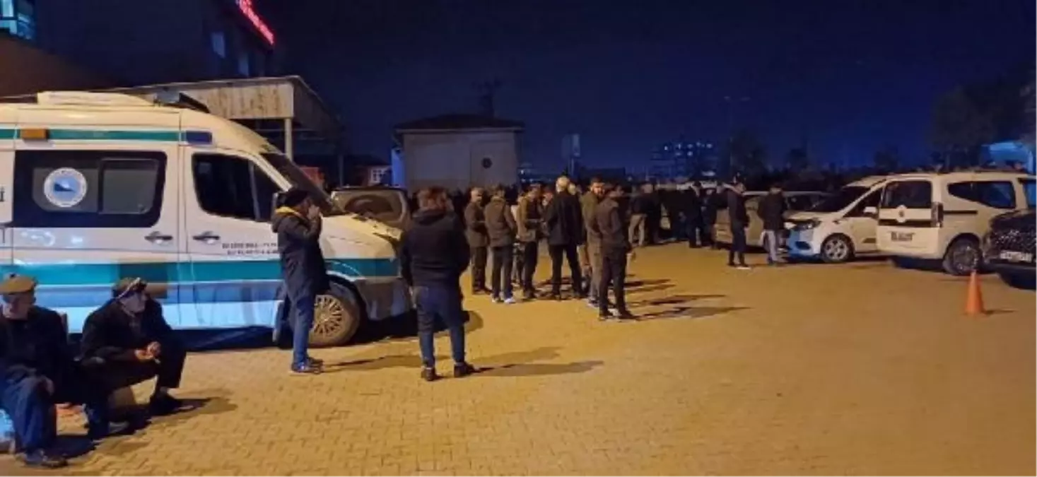 Mersin'de Otobüs Kazasında Hayatını Kaybedenler Toprağa Verildi