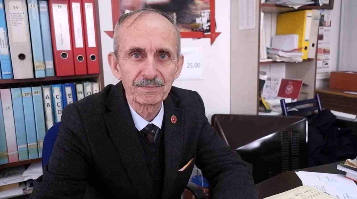 Edirne\'de Uzun Süreli Muhtarlık Yapanlar Dijitalleşmeye Ayak Uyduruyor