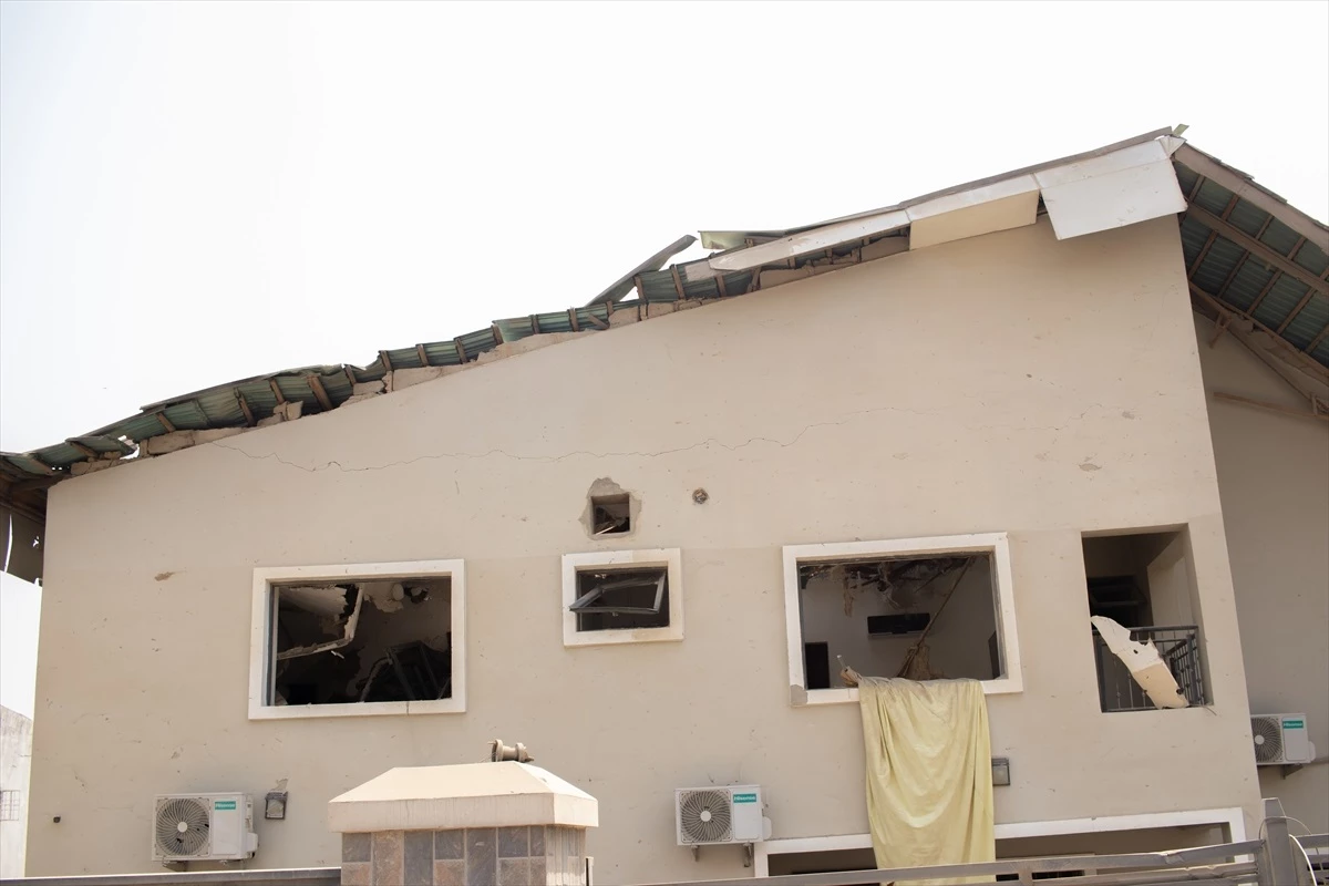 Nijerya\'da Patlamada 2 Kişi Hayatını Kaybetti, 77 Kişi Yaralandı